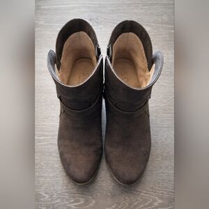 SOUL Naturalizer Noela Dark Brown Vegan Leather Ankle Booties Boots